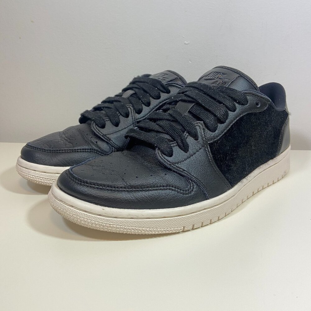 Nike Air Jordan 1 Retro Low Women's Size 9 | AO1935-001 Black